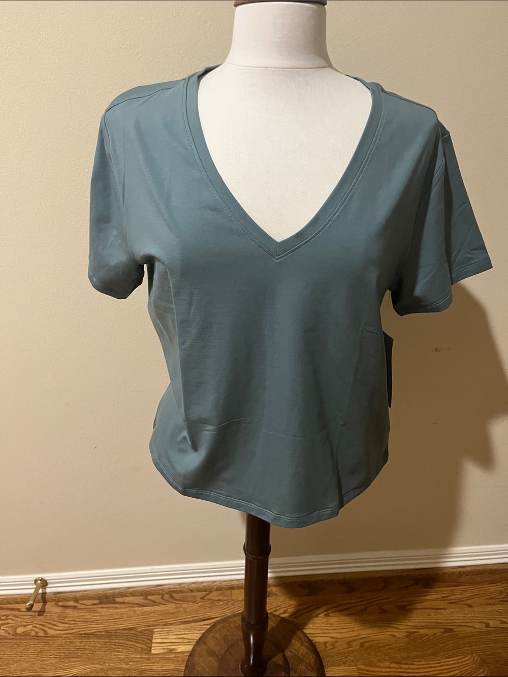 Athleta Slate Blue V-Neck Short Sleeve Tee